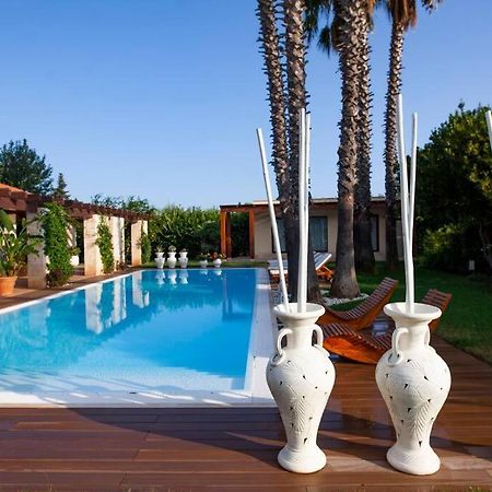 Spaziosa Villa Con Piscina E Giardino, بولينيانو آ ماري المظهر الخارجي الصورة